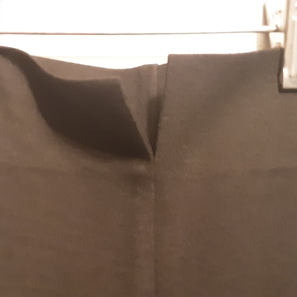 ANN TAYLOR 2 PIECE PULLOVER TOP & CIGARETTE PANT 8 - Picture 5 of 8